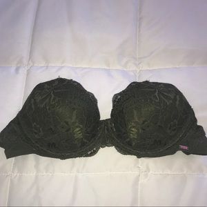 VS PINK lacy push up bra